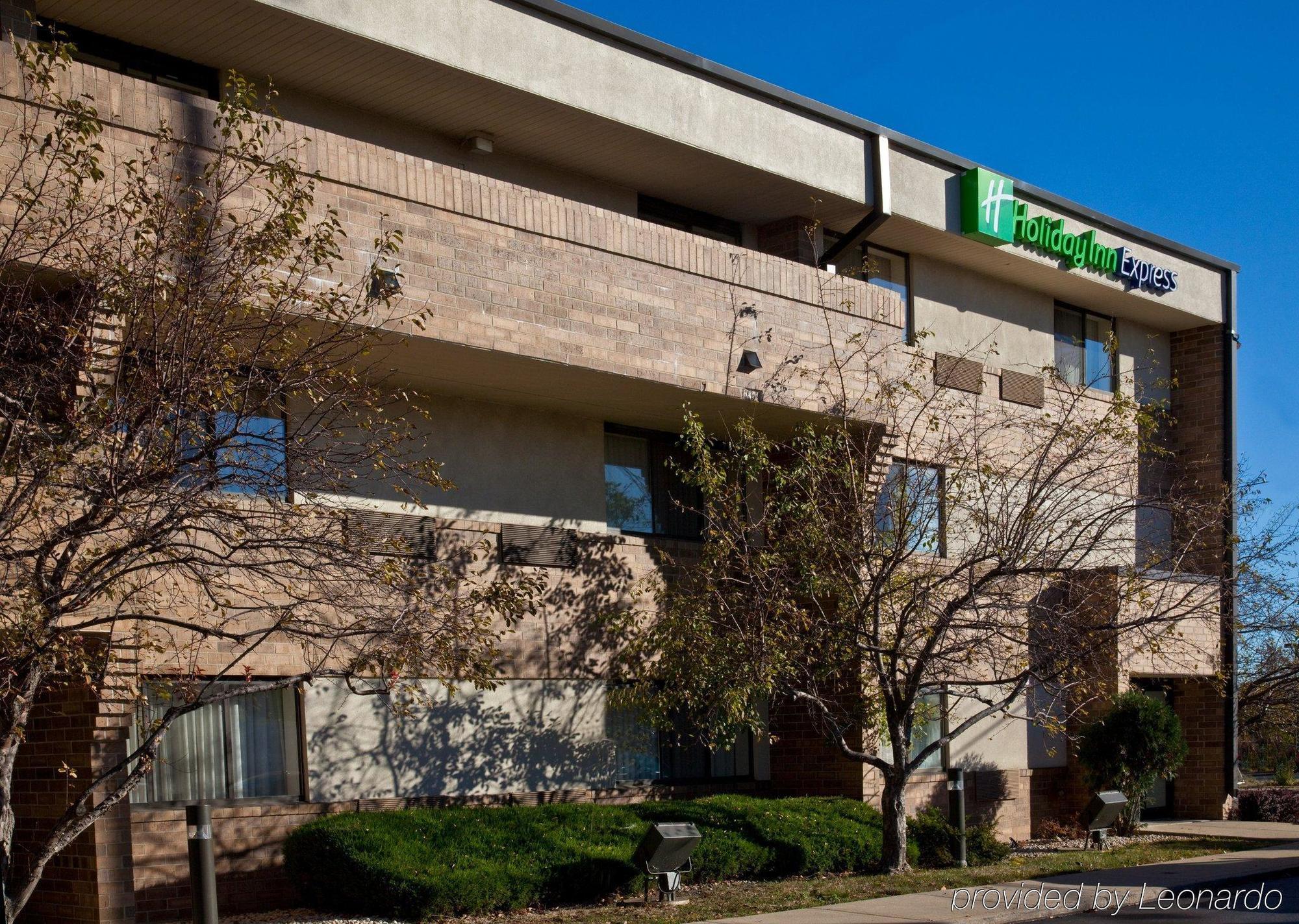 Holiday Inn Express Chicago Nw - Arlington Heights By Ihg Εξωτερικό φωτογραφία
